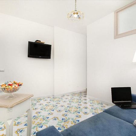 Millie Sorrento Suites 외부 사진