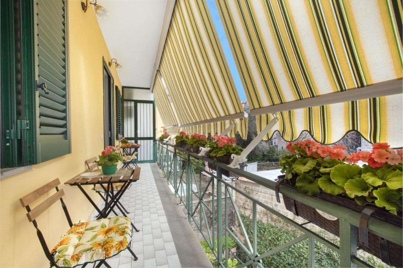 Millie Sorrento Suites 외부 사진