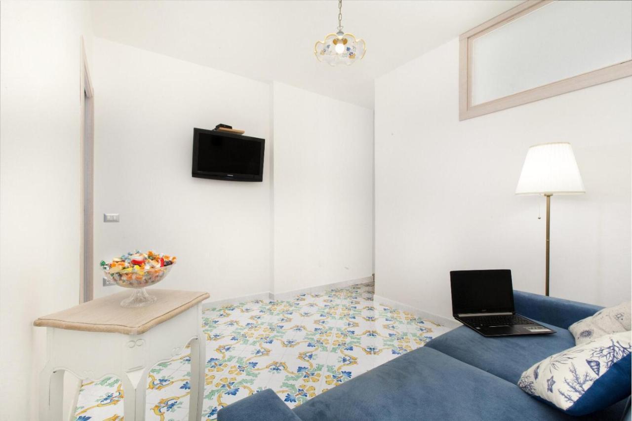 Millie Sorrento Suites 외부 사진