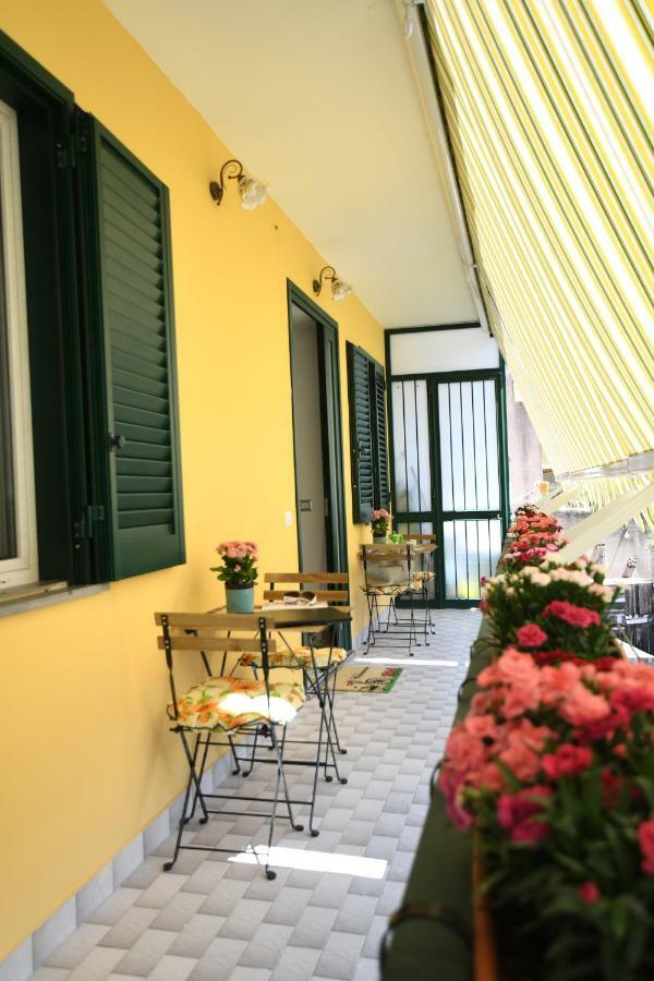 Millie Sorrento Suites 외부 사진